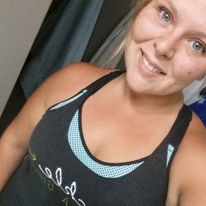 Meet your Posher, Savannah